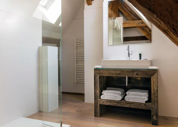 La Chaumiere מלון 4*