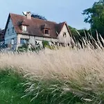 La Chaumiere