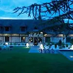 Ξενοδοχείο La Chaumiere 4*