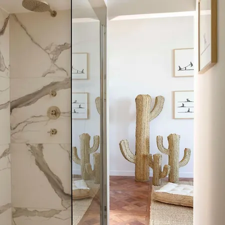 La Chaumiere Otel 4*