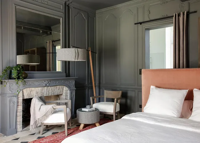 Hotel La Chaumiere 4*